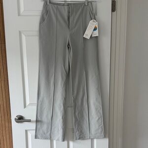 Vuori Women's Meta Wideleg Pants in Vapor Gray